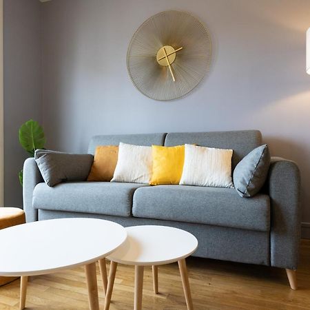 Tours Centre - Proche Gare - Parking Velo - Balcon - Arrivee Autonome Appartement Buitenkant foto